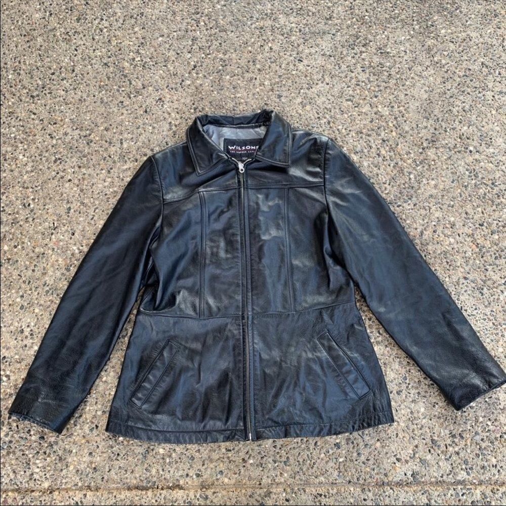 WILSON’S LEATHER JACKET  